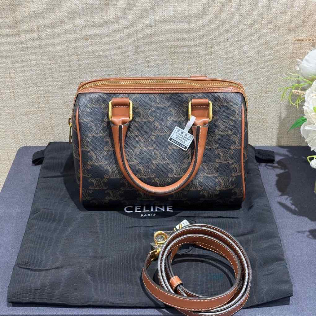 95新 Celine/思琳 老花波士顿枕头包