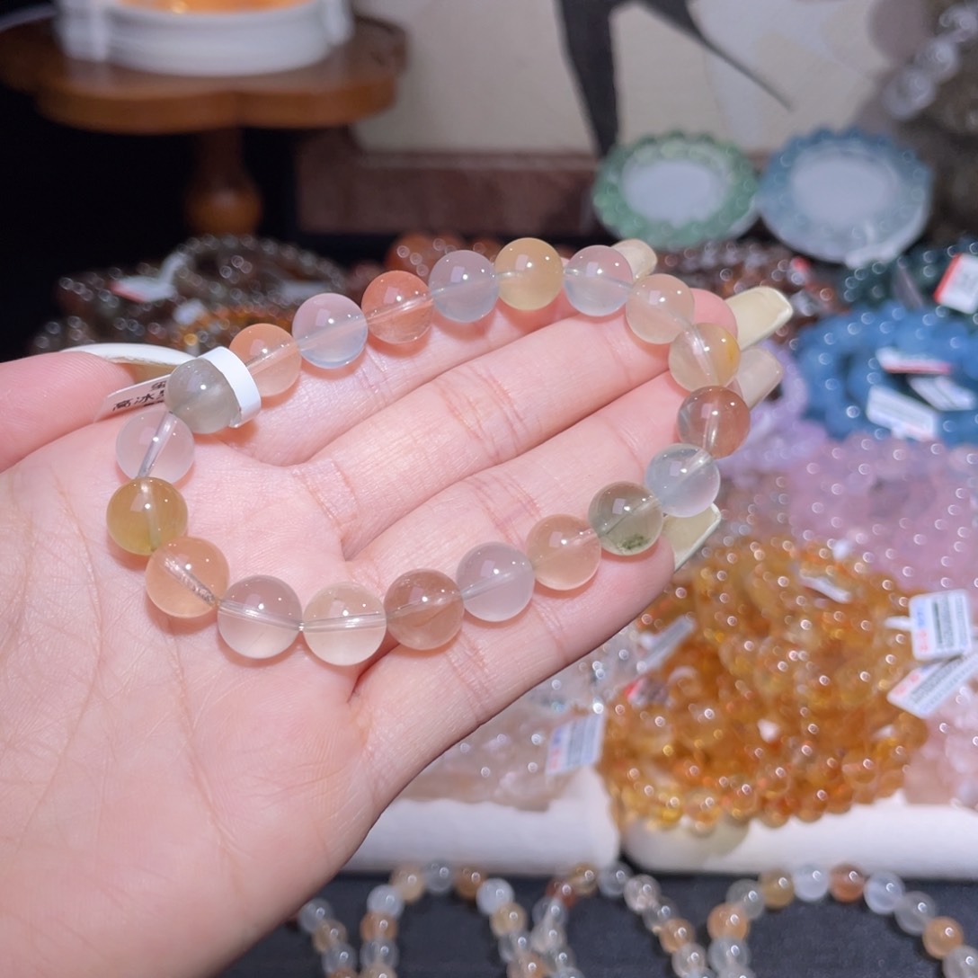 水晶手链未镶嵌果冻兔毛9.6