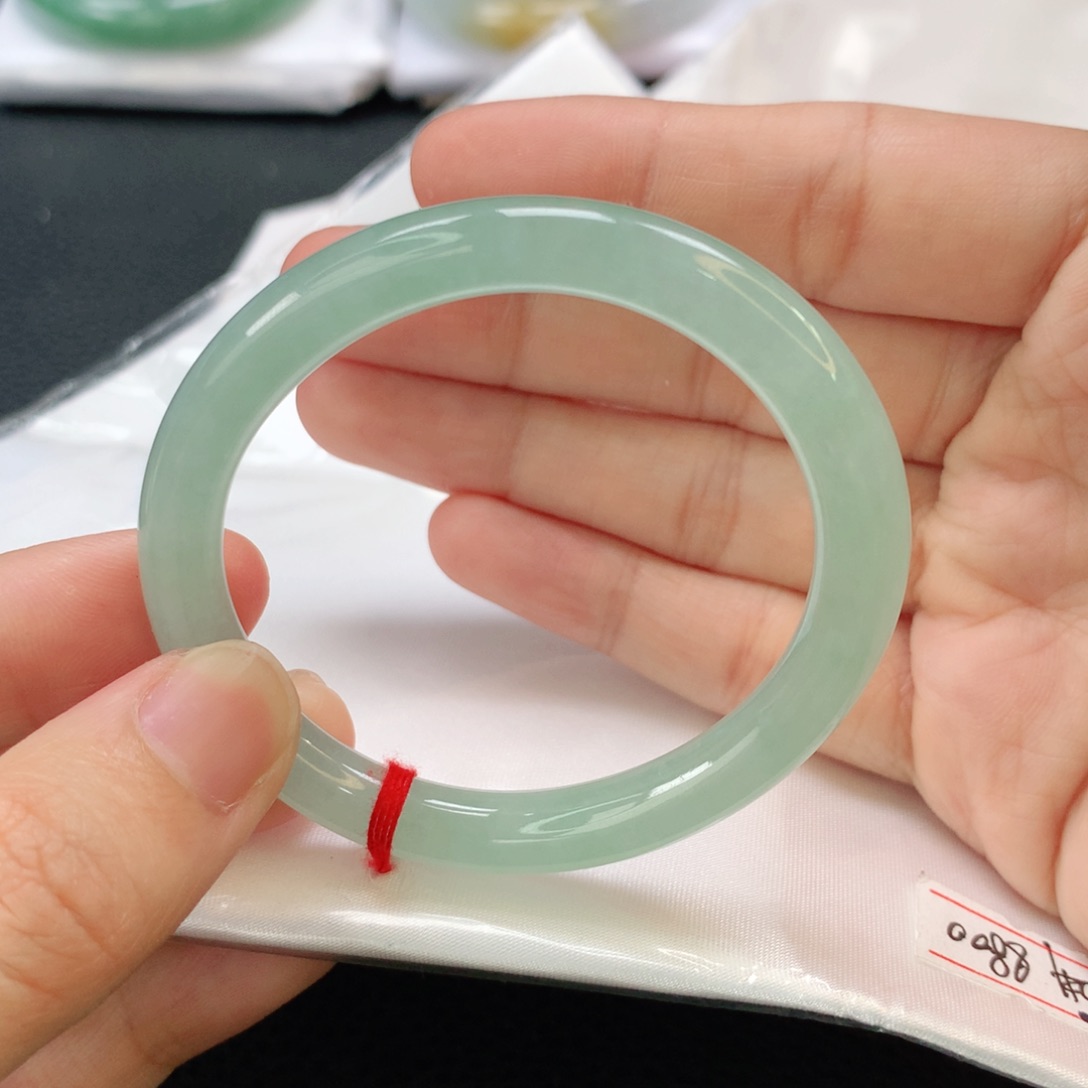 翡翠手镯未镶嵌B***佳贵妃50圆