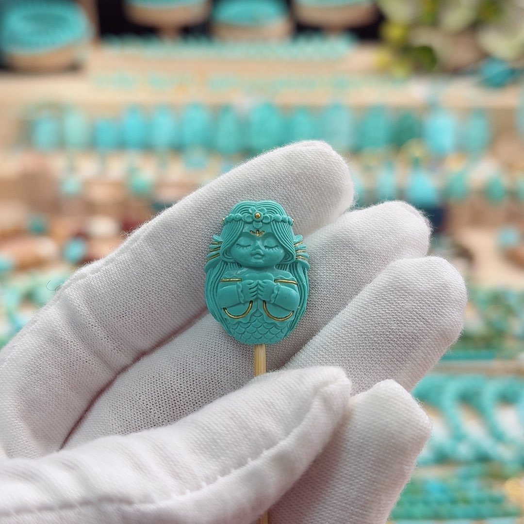 绿松石未镶嵌珠宝奇石