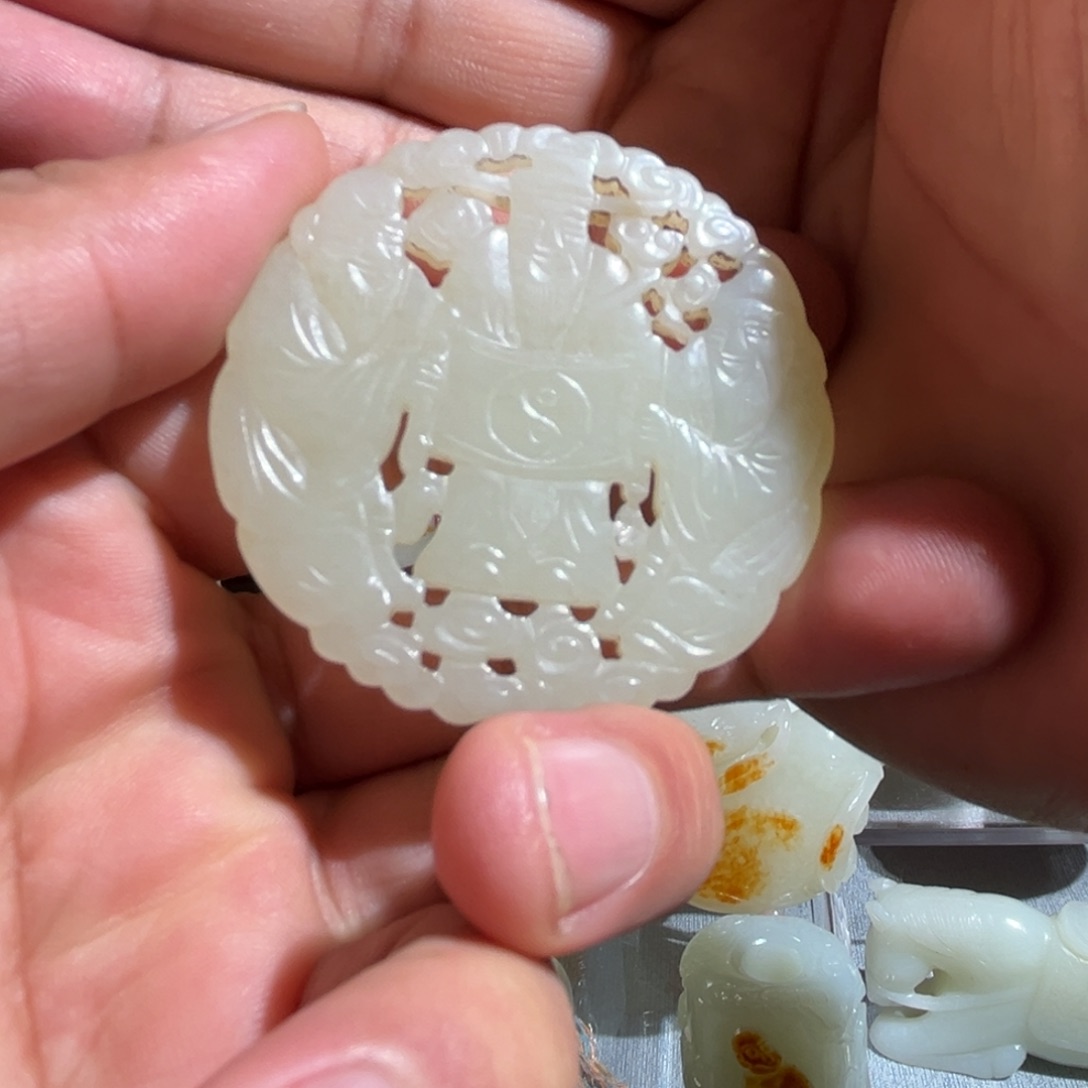 和田玉未镶嵌挂件