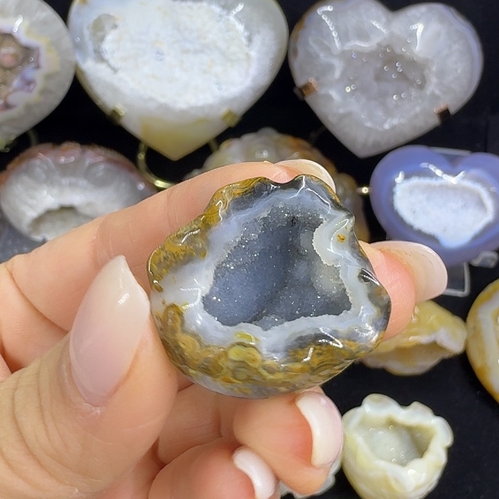 玛瑙/玉髓未镶嵌金蟾钱袋子