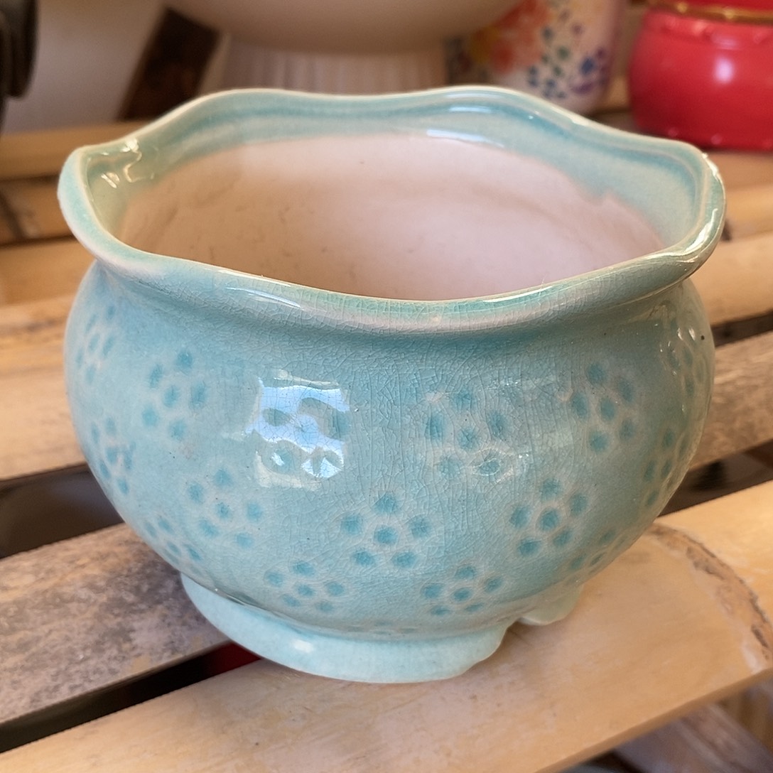 摆件陶盆有孔 窑裂修补 介意勿拍