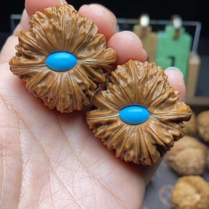 文玩核桃把件平谷凹底楼40