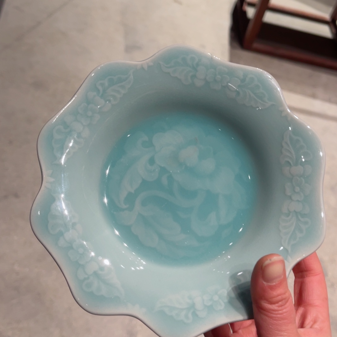 瓷片哈哈哈哈哈哈哈哈呼呼