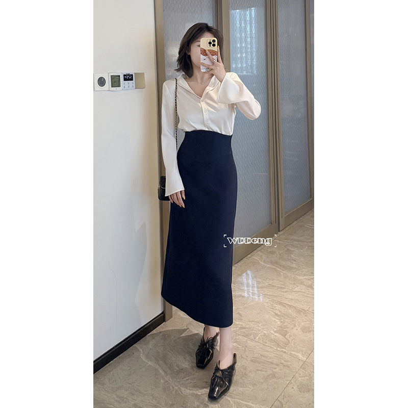 王等等【高知欧尼】春季哑光缎面长袖衬衫+半身裙套装U225A01354