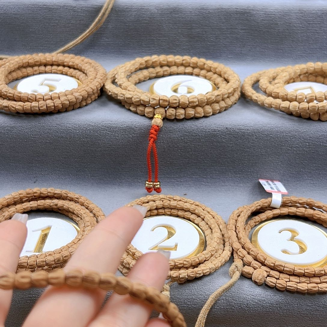 柏香籽/百香籽手串@****）