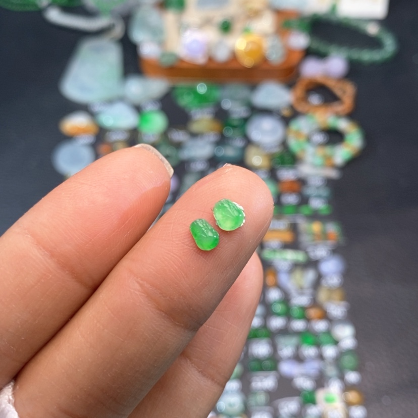 【闪购商品】翡翠挂件未镶嵌貔貅