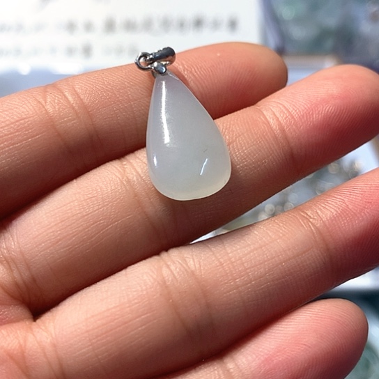 翡翠银S925镶嵌颈饰吊坠