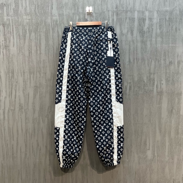 99新 LouisVuitton/路易威登 LV SS24黑色满印慢跑裤 50码 Z00675