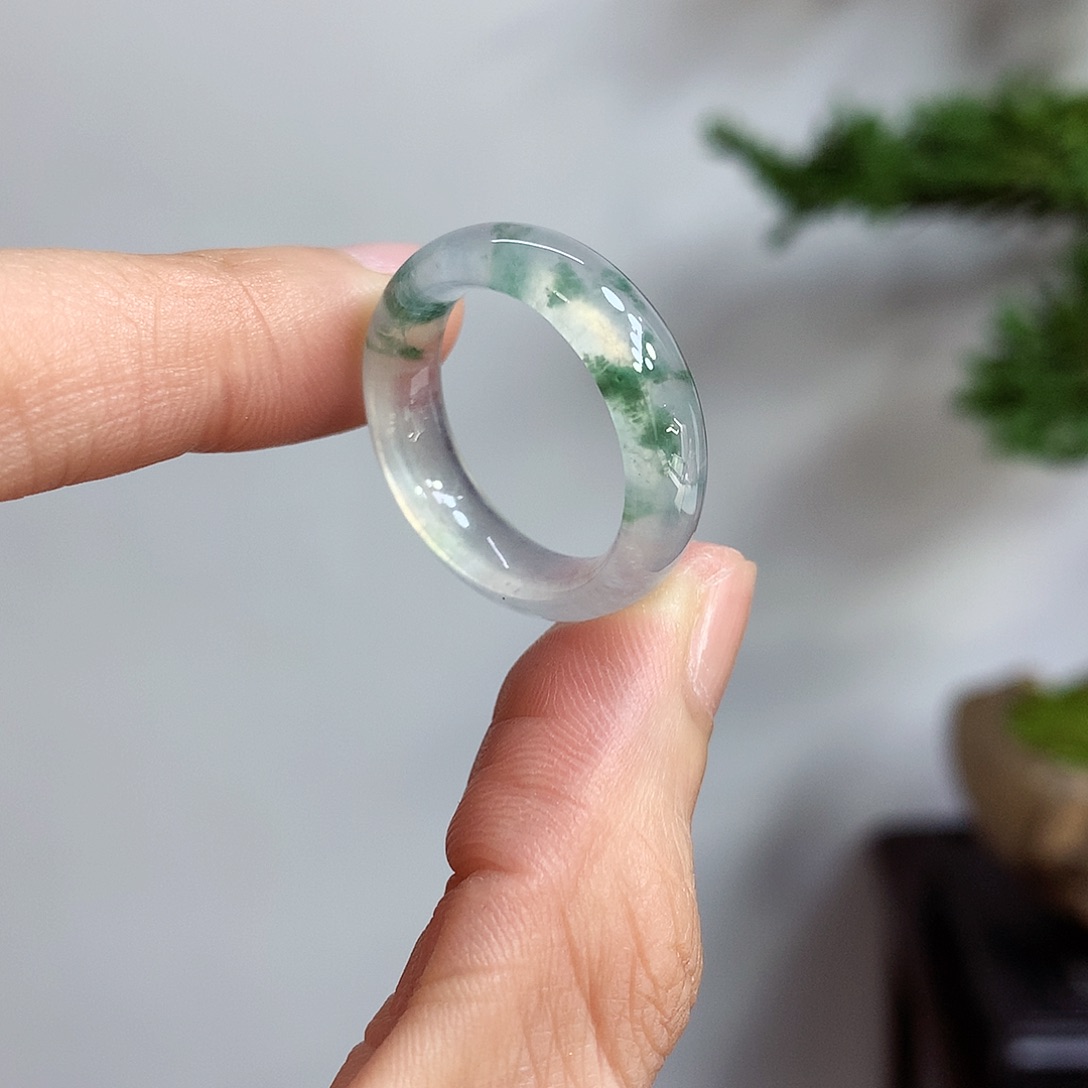 翡翠戒指未镶嵌17-18号