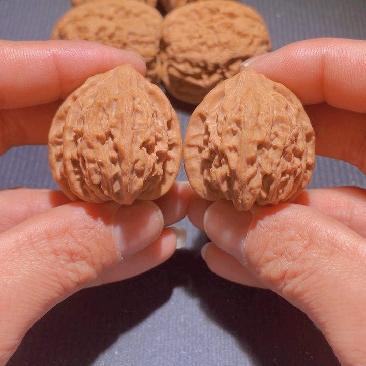 文玩核桃吊坠灯笼