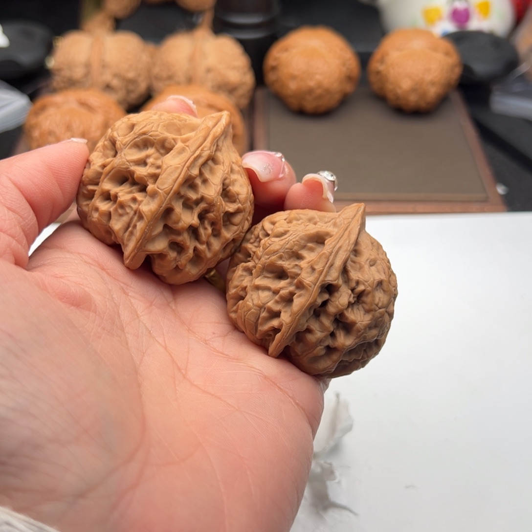 文玩核桃把件火苗