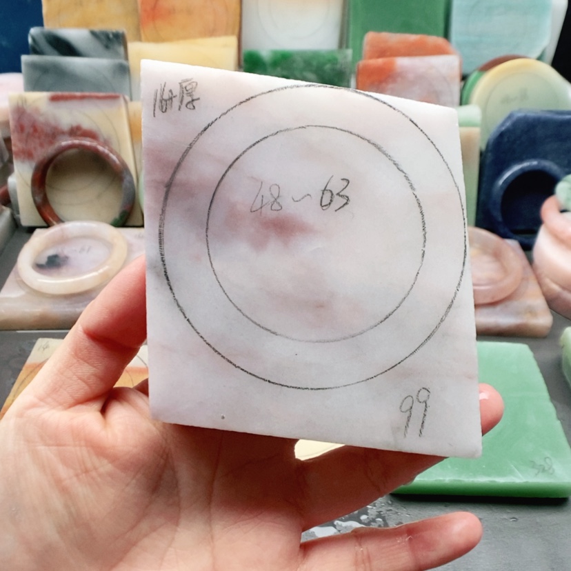 【闪购商品】未镶嵌手镯石英质玉（金丝玉）定制