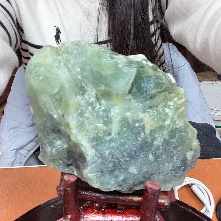 蛇纹石玉原石未镶嵌2