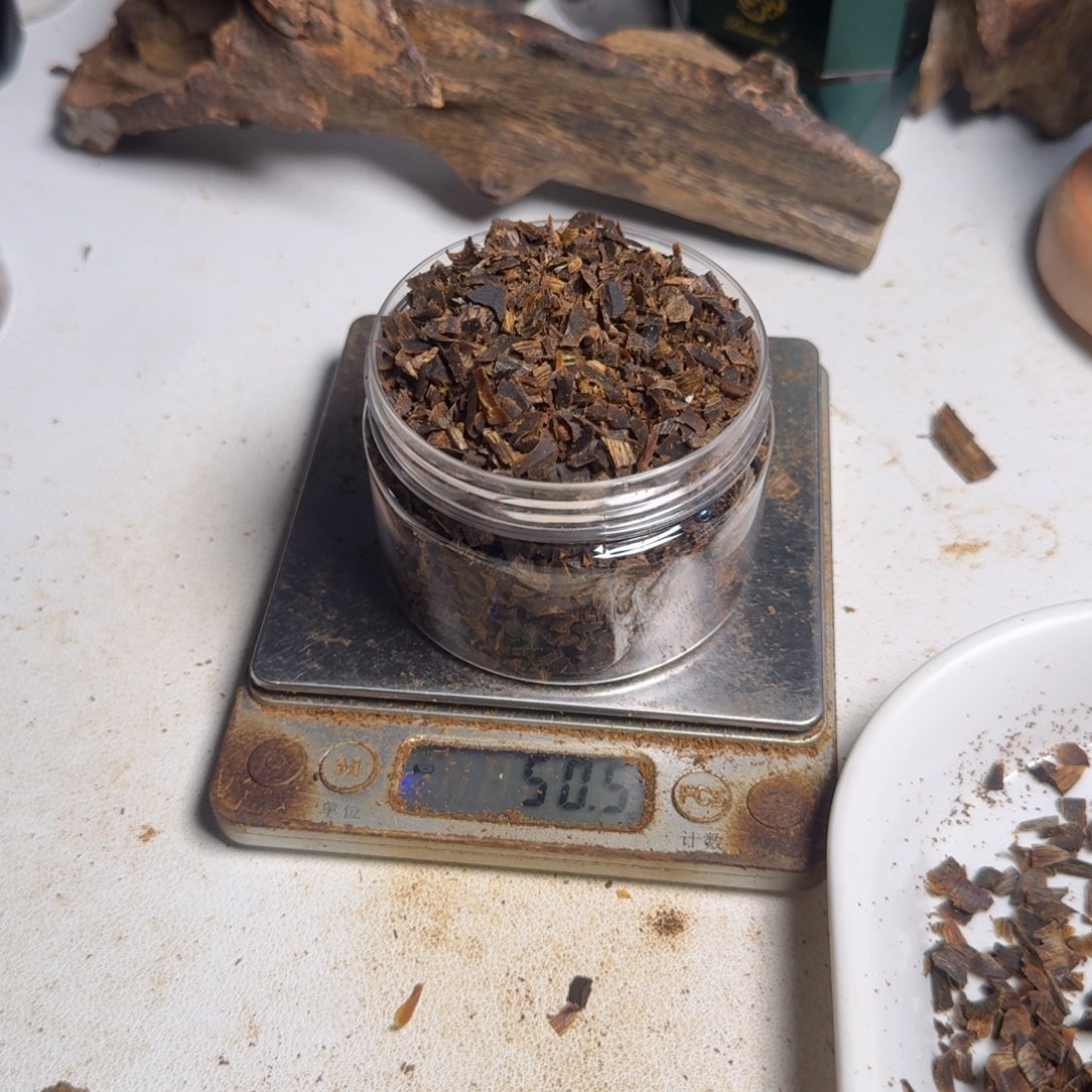 楠木红骨沉水切料50