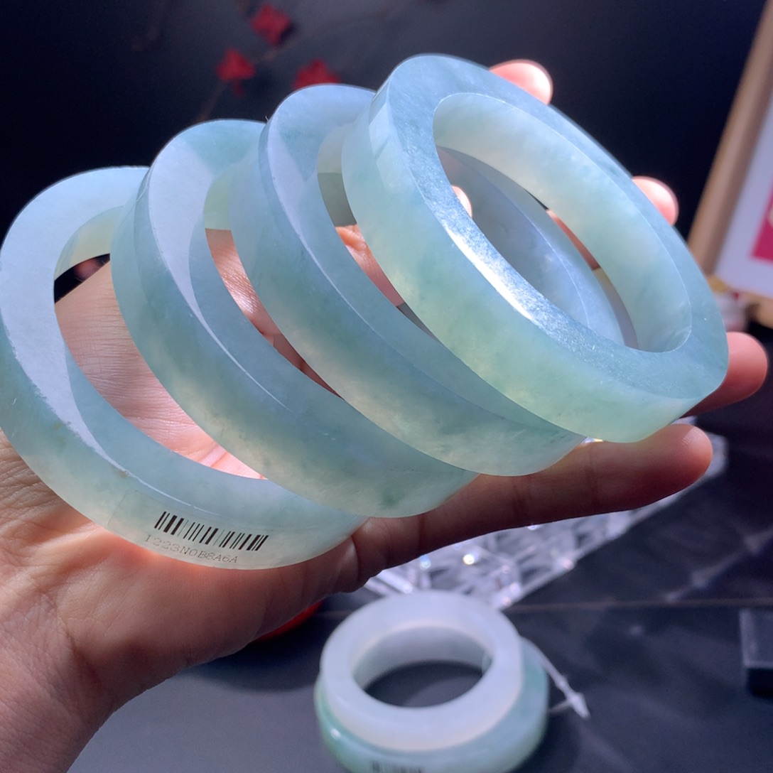 定制翡翠手镯未镶嵌