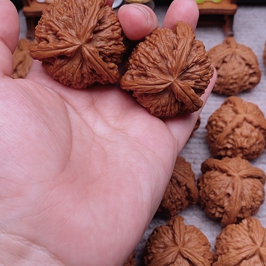 【闪购商品】文玩核桃吊坠净***3精工修复白奔41