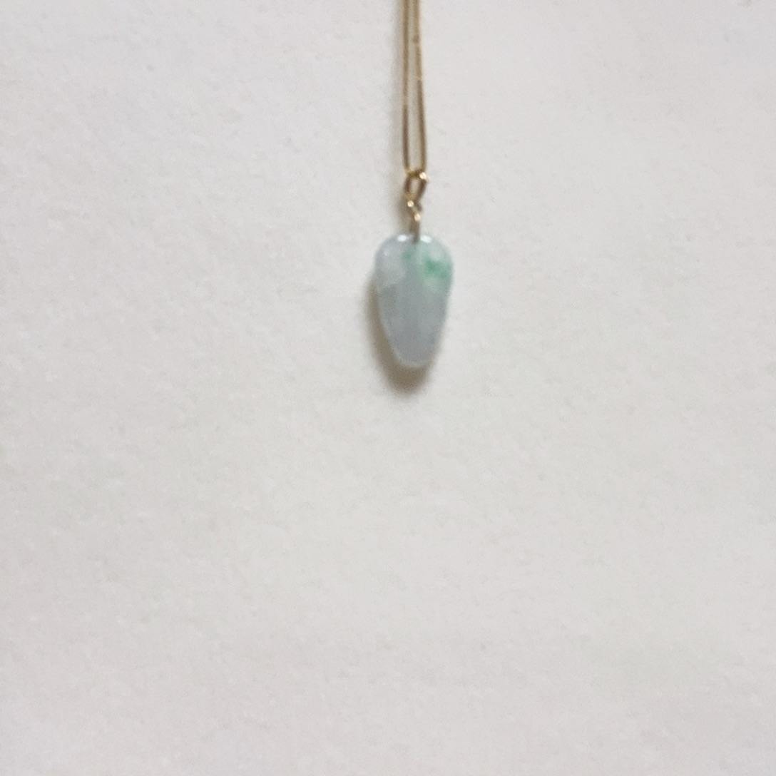 翡翠颈饰18K金镶嵌简单