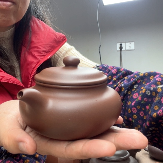 紫砂茶壶磨**摹泥料底槽清