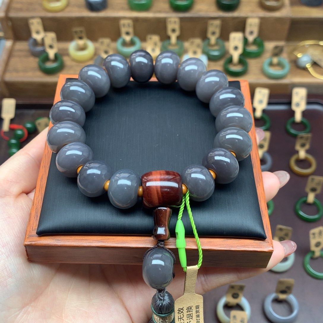 和田玉手串未镶嵌