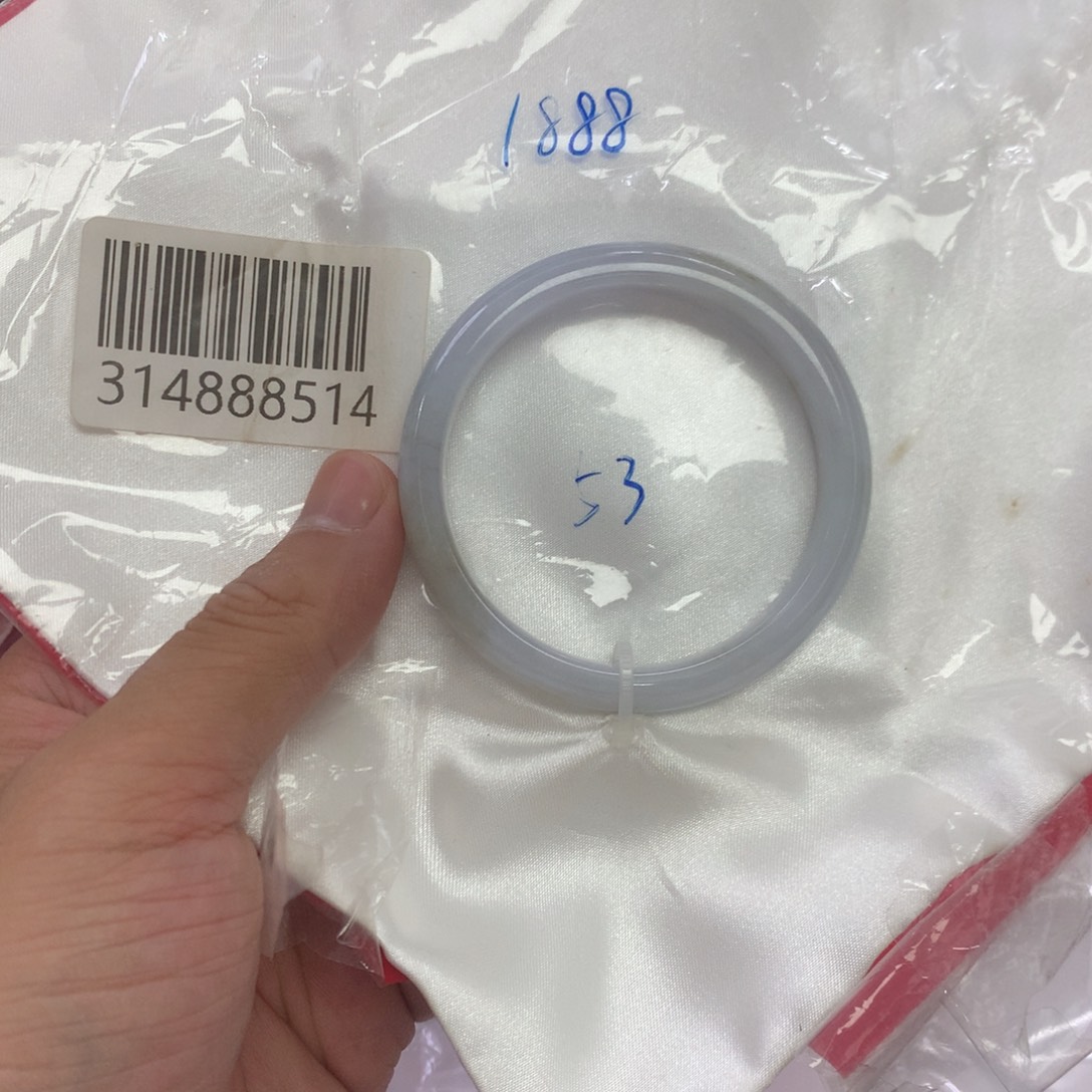 未镶嵌手镯翡翠天然缅甸翡翠手镯