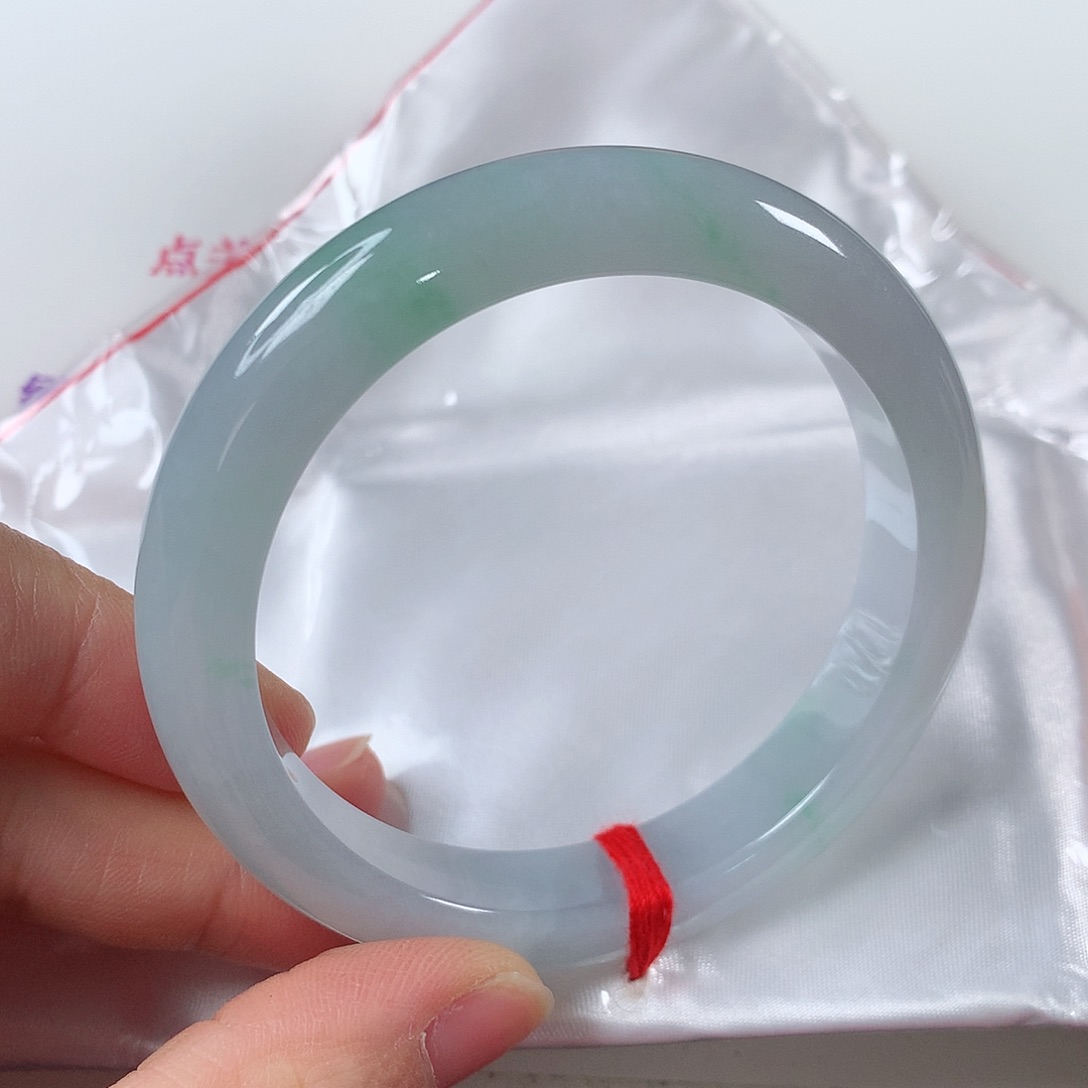 翡翠手镯未镶嵌⑨⑥