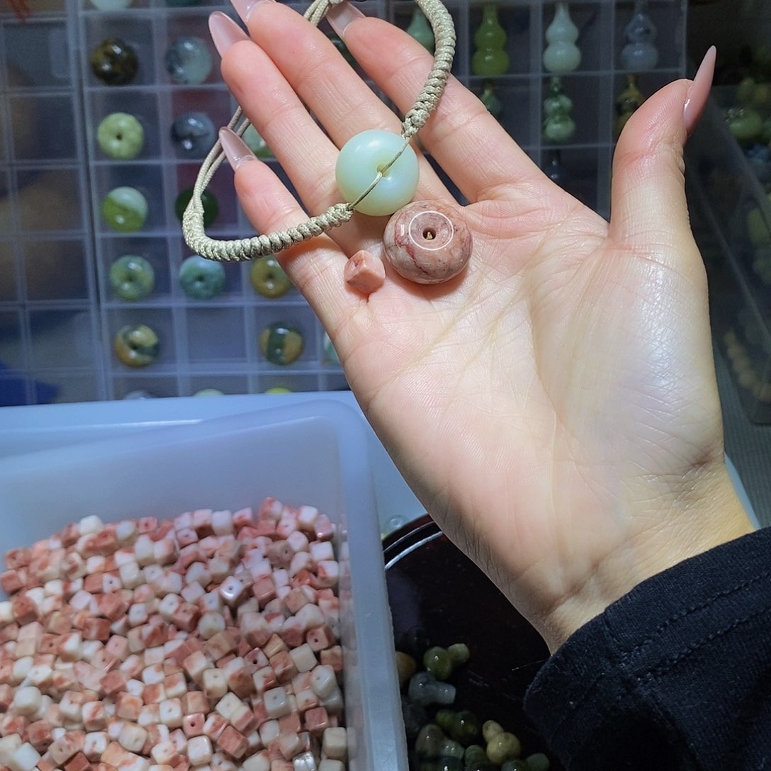 未镶嵌蛇纹石玉其他