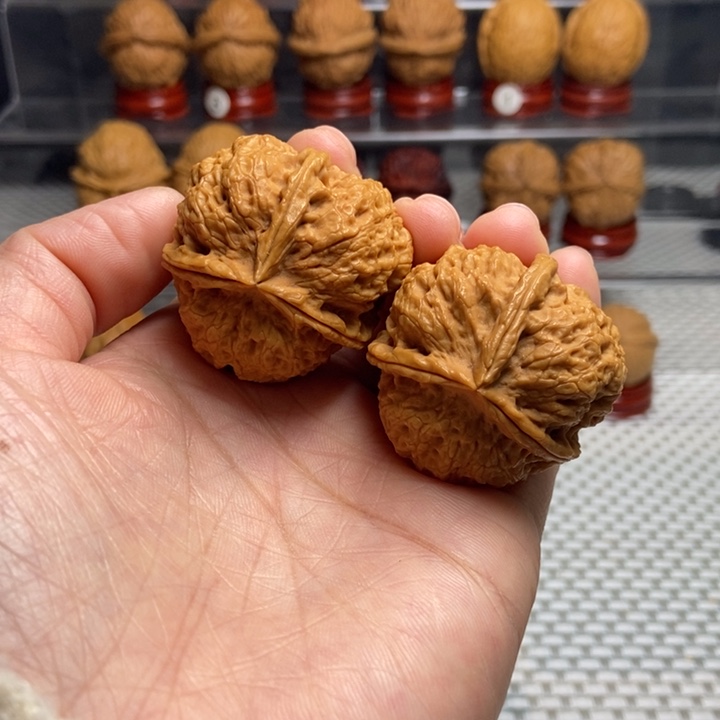 文玩核桃把件9七星三棱