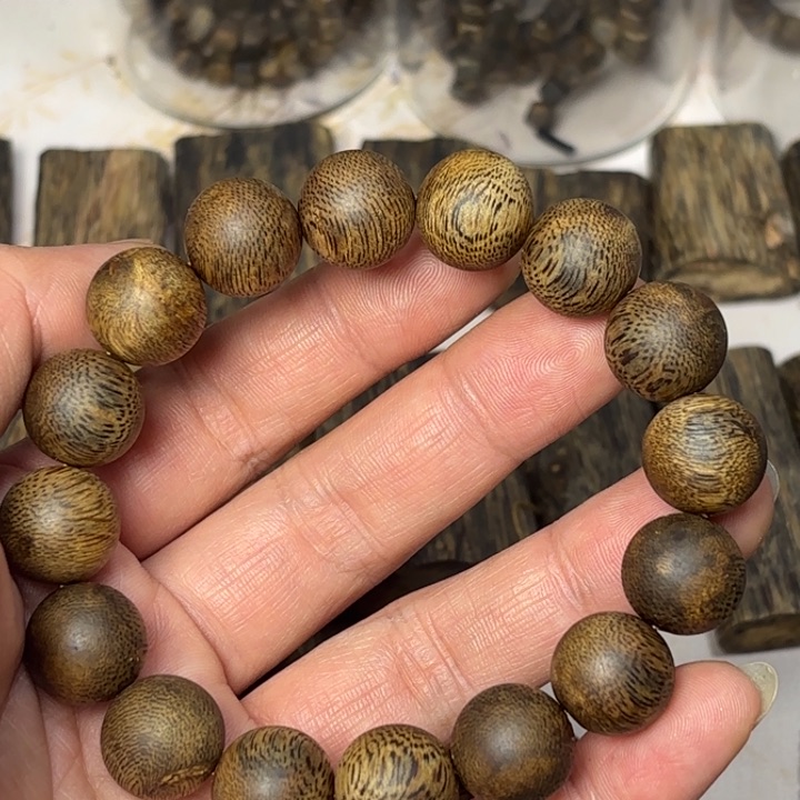 沉香手串无*奇楠沉香圆珠单圈14mm 15.4克