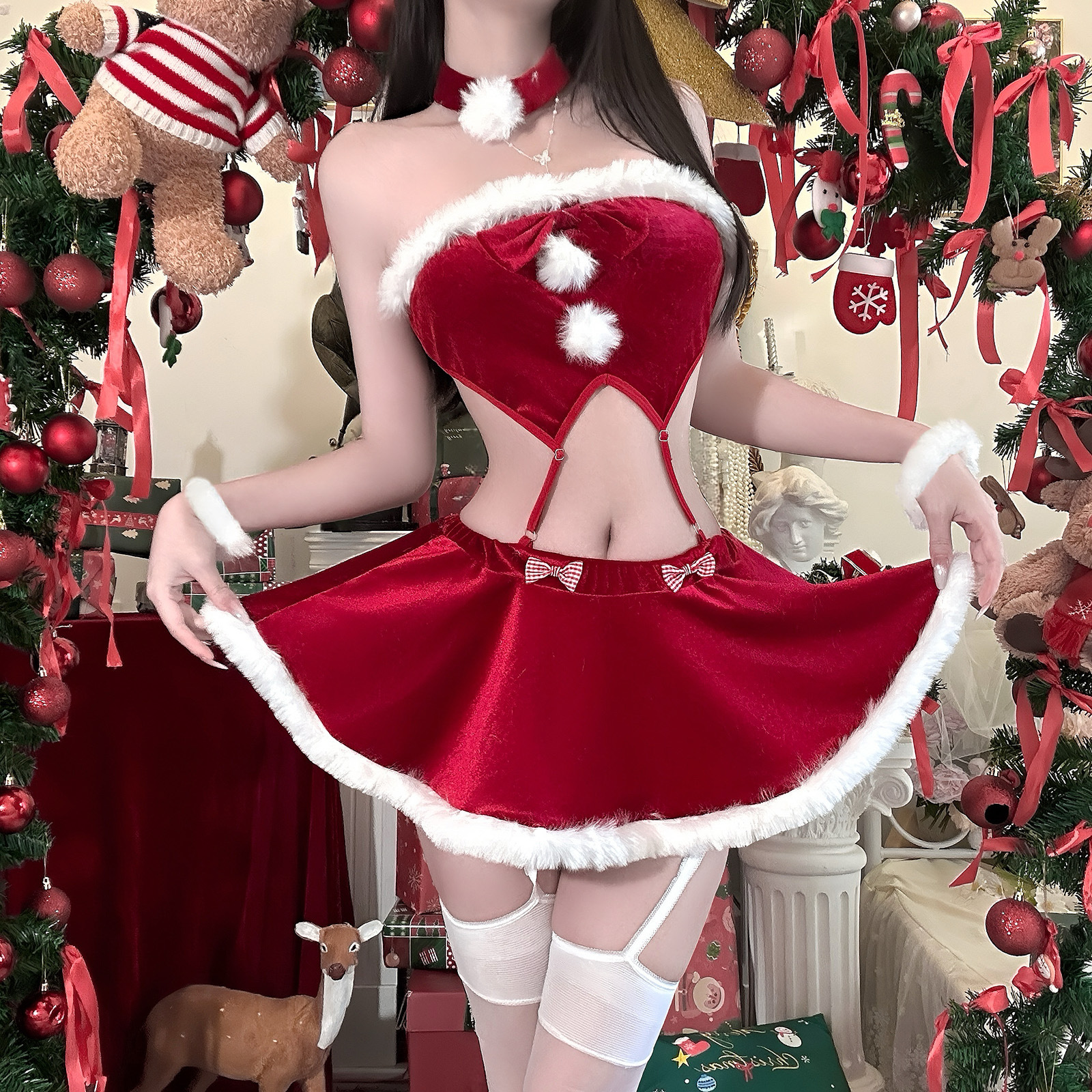 【幼猫】童话梦幻世界圣诞俏皮镂空露腰修身露背毛绒短裙圣诞