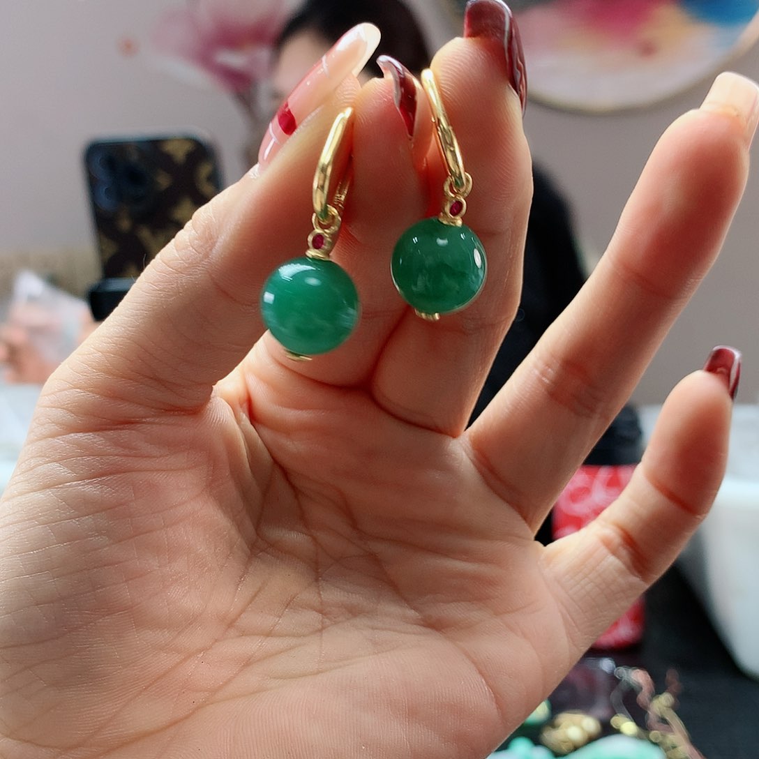 【闪购商品】石英质玉耳坠未镶嵌