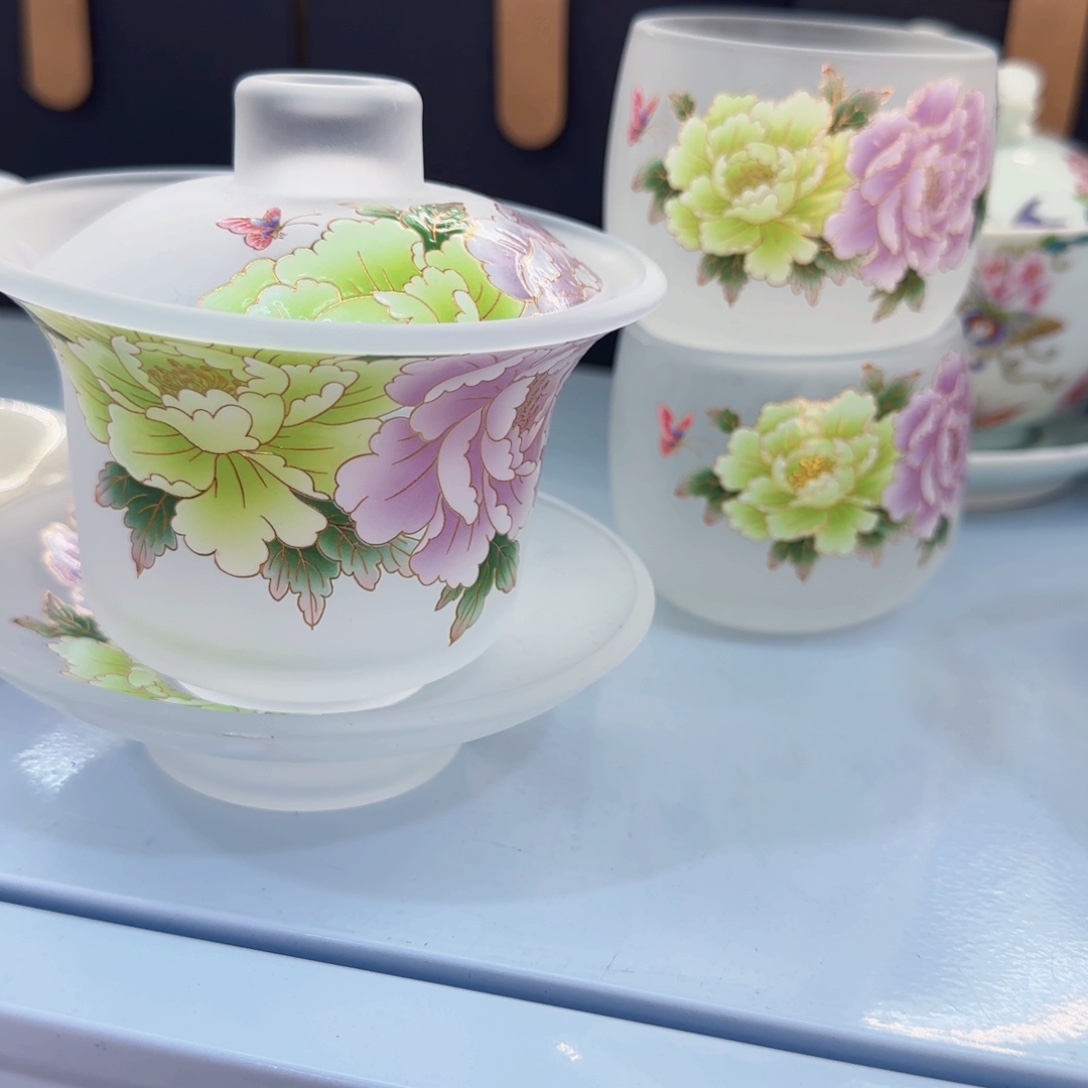 这些盖碗真好看！！！