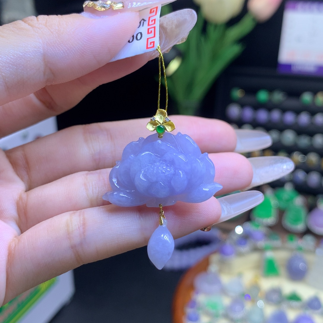 翡翠18K金镶嵌颈饰天然