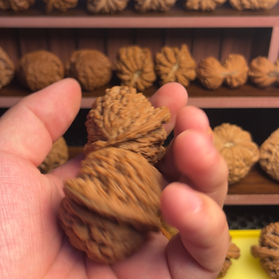 齐***哥吊坠文玩核桃43拱桥