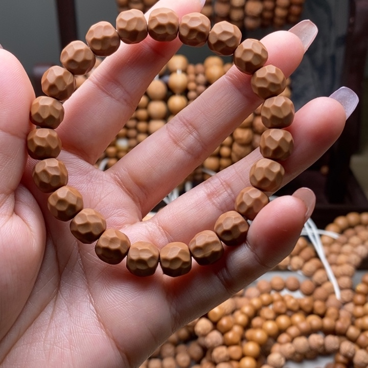 吊坠猴头核桃黑金无相：二等