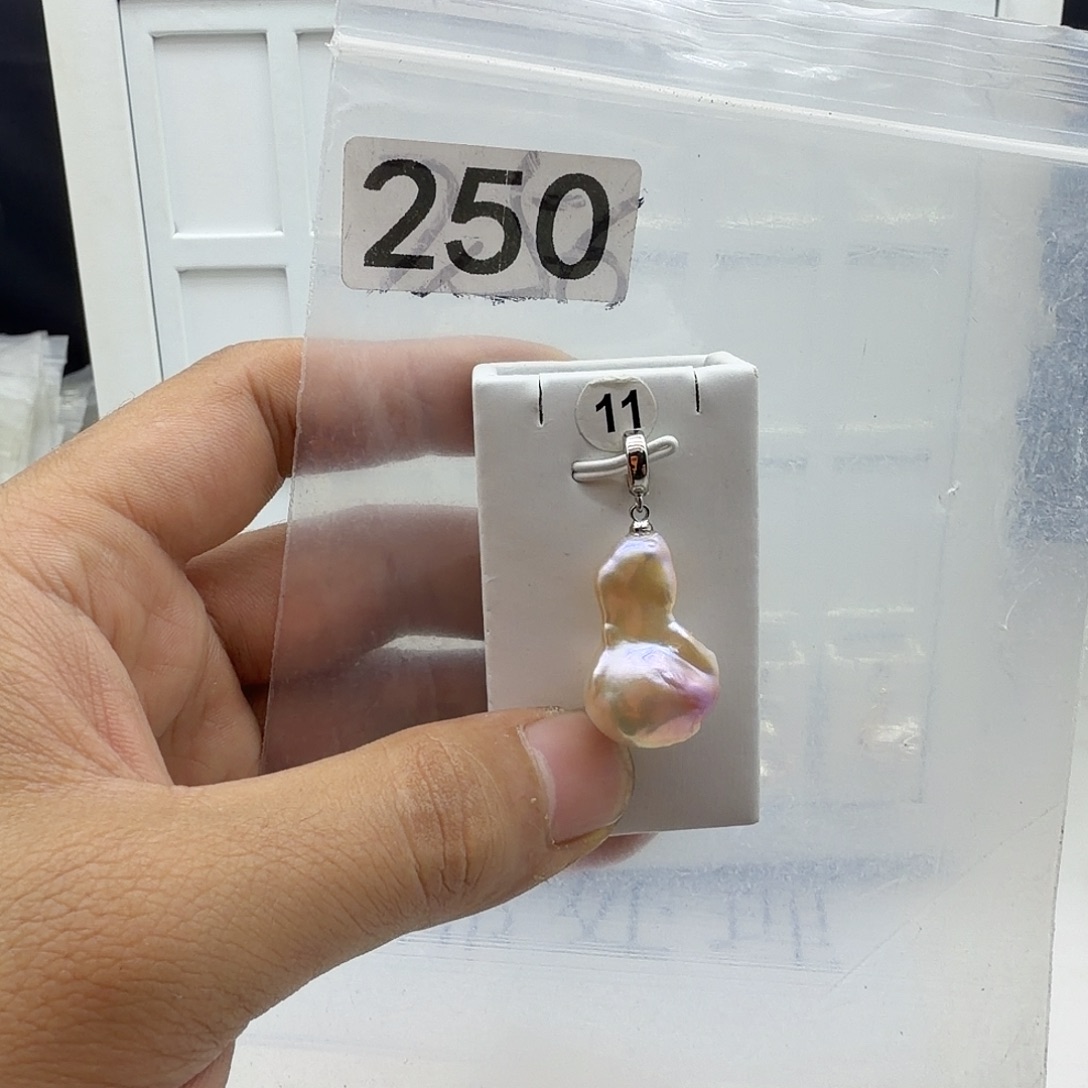 淡水珍珠合金颈饰