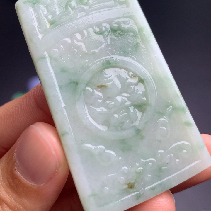 定制翡翠未镶嵌牌子