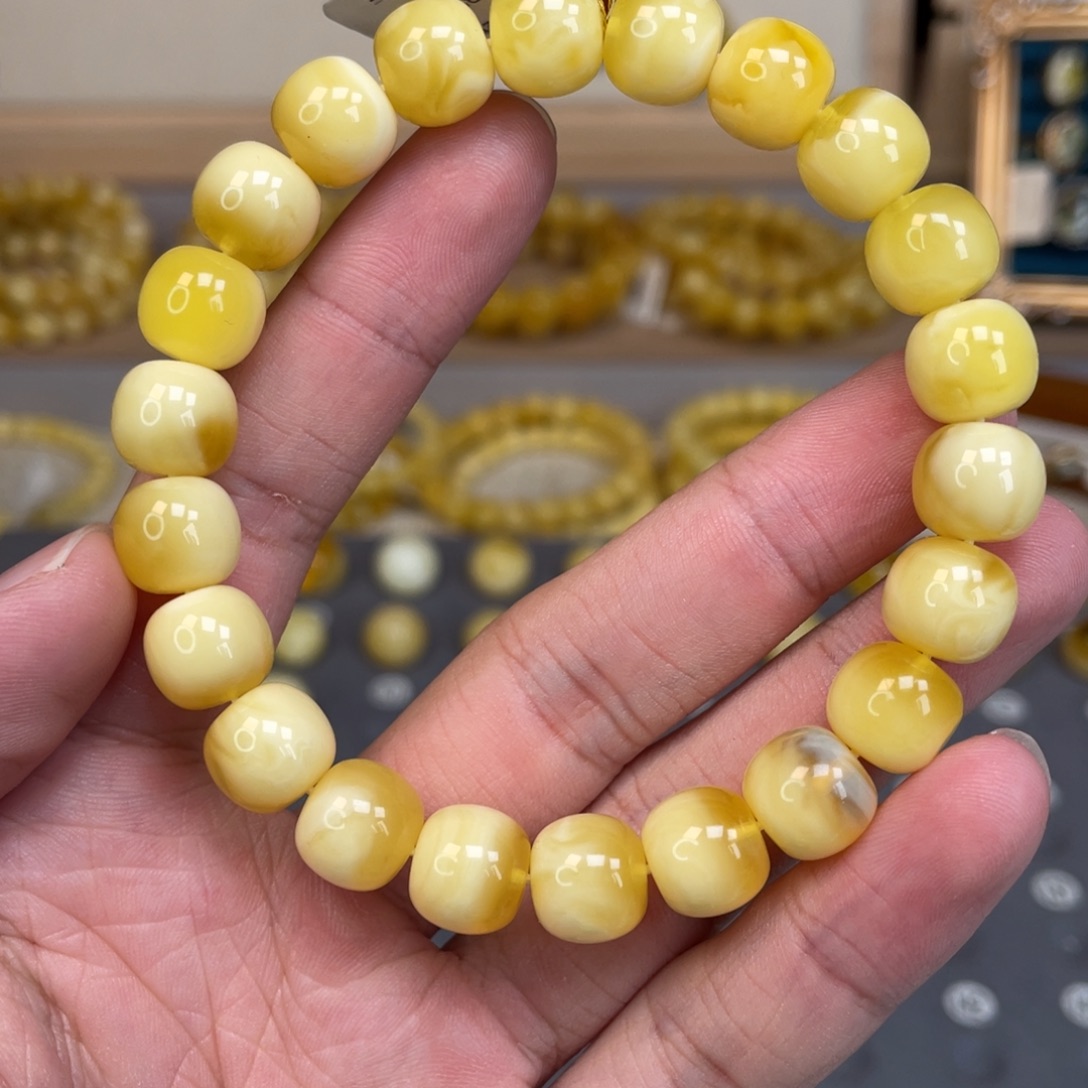 琥珀未镶嵌裸石113号