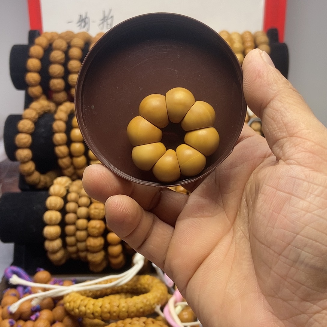 手串猴头核桃全品手捻，半卖半送