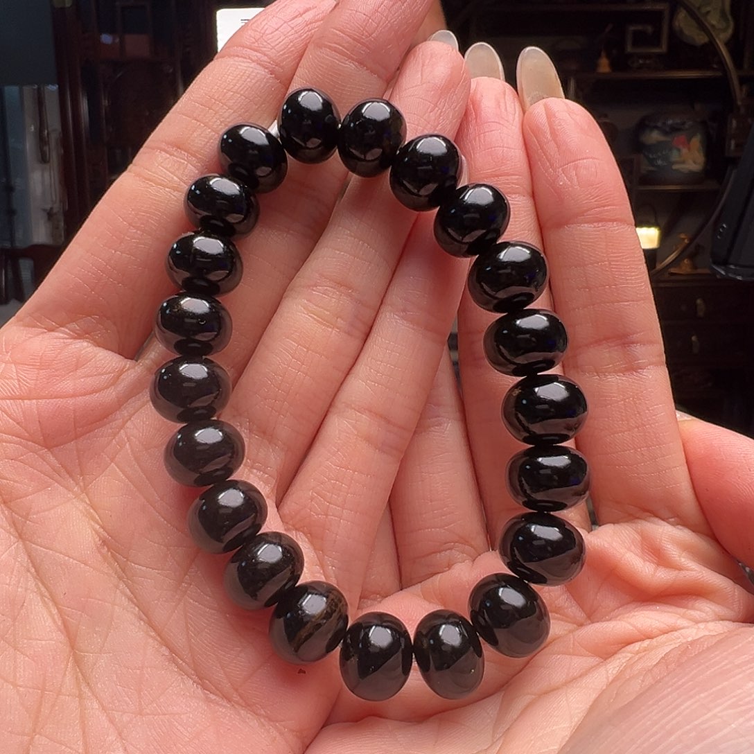 琥珀裸石未镶嵌战*抚顺琥珀10302。11mm