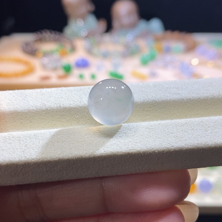 翡翠未镶嵌吊坠(不含链)翡翠高冰淡茶珠卡13