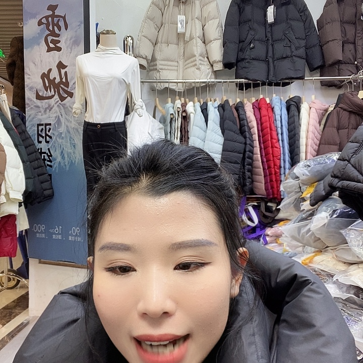 2589新款羽绒服时尚女