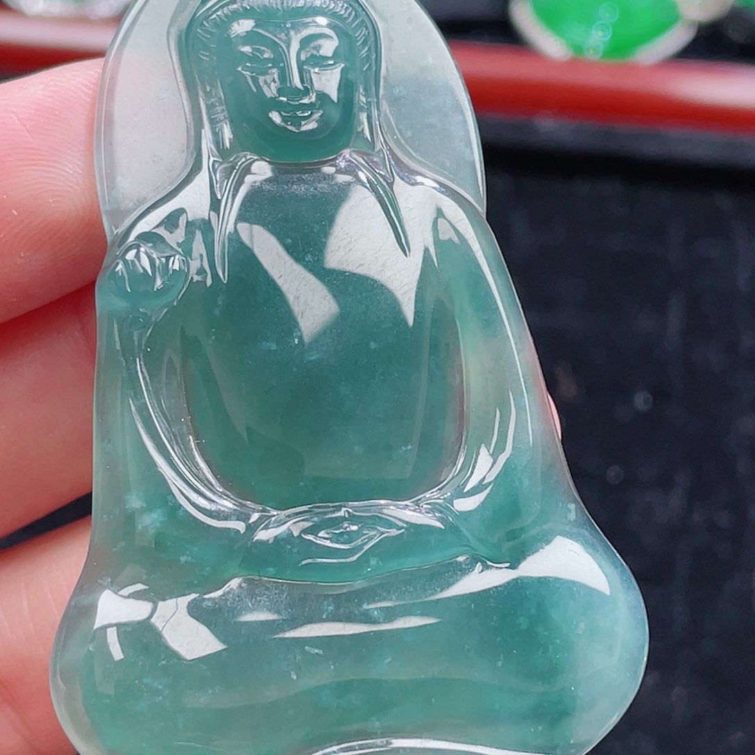 翡翠颈饰未镶嵌95，