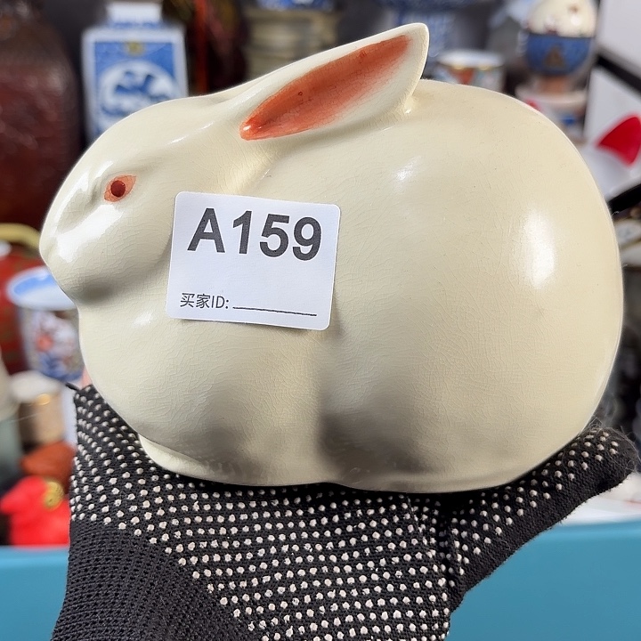 M***M闪给M大胖兔子一只