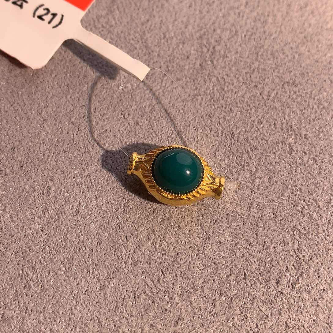 18K金镶嵌绿松石老油绿背云