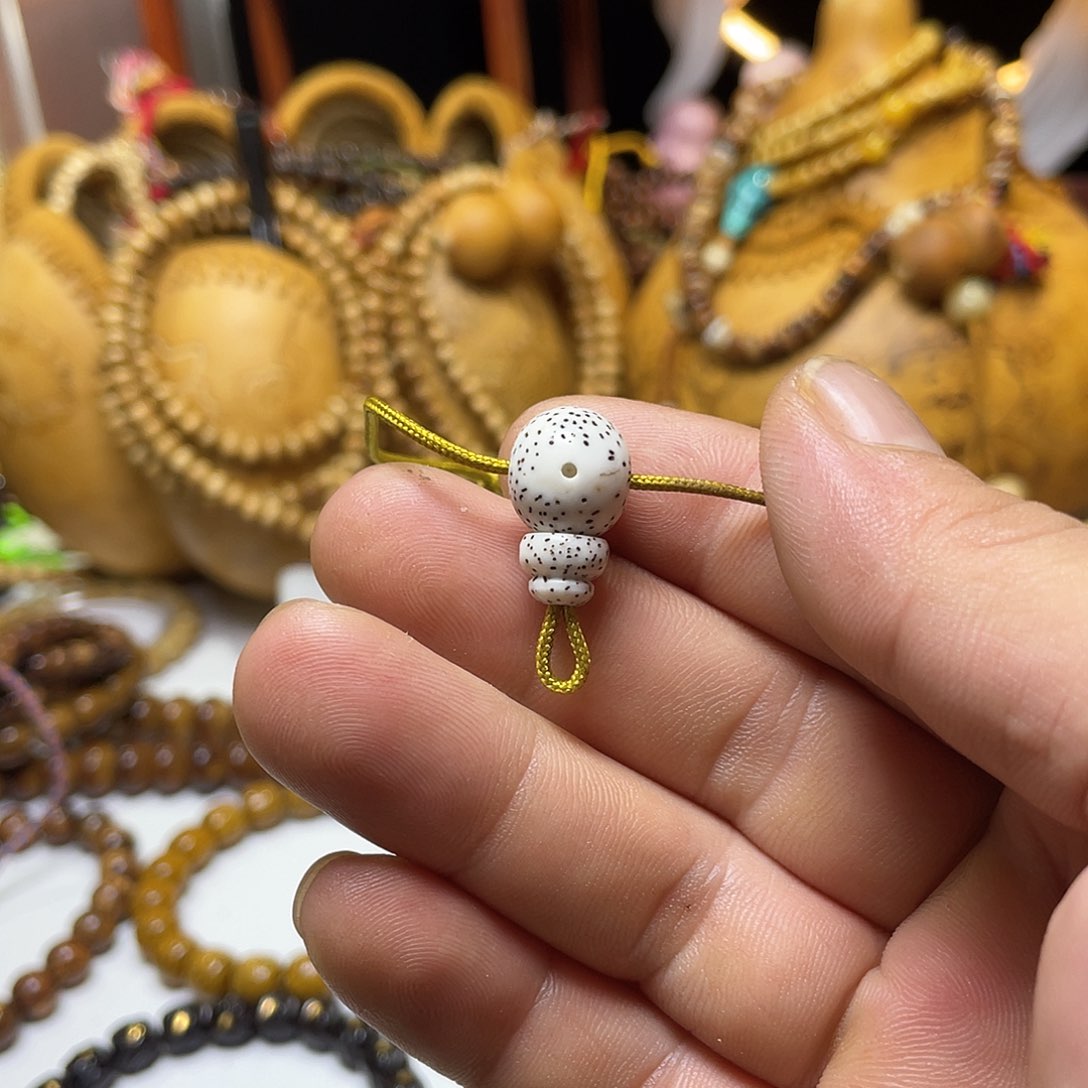 手串星月菩提13雕刻三通大眼睛脱脂顺白