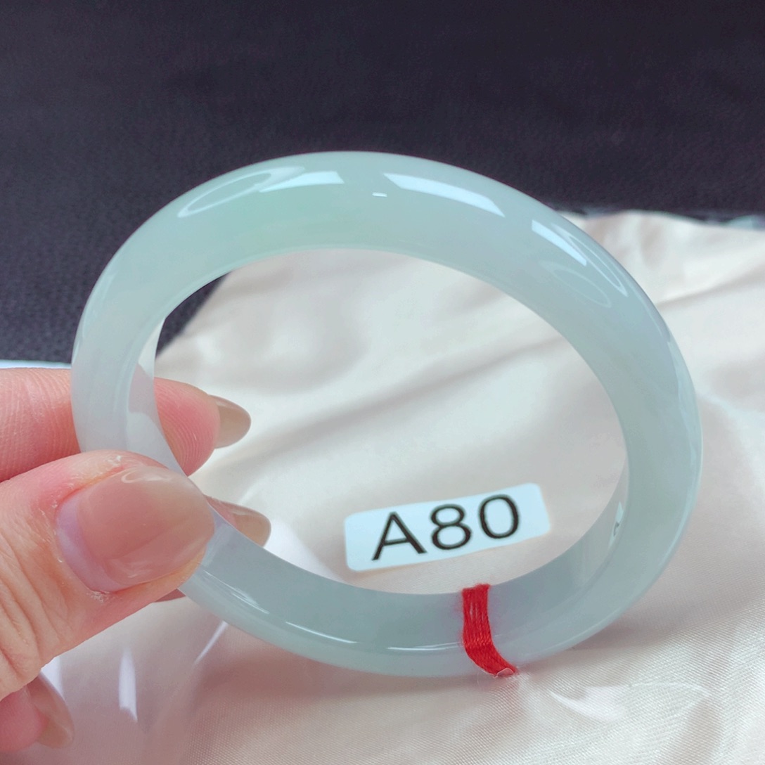 翡翠手镯未镶嵌手镯88