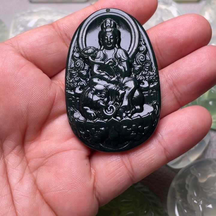 减***法岫玉未镶嵌吊坠(赠链)