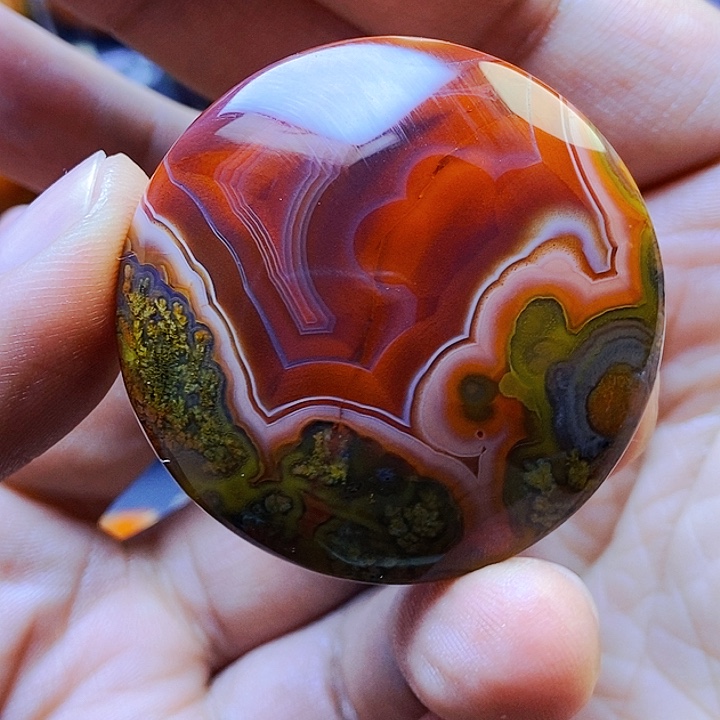 玛瑙/玉髓颈饰未镶嵌草**客